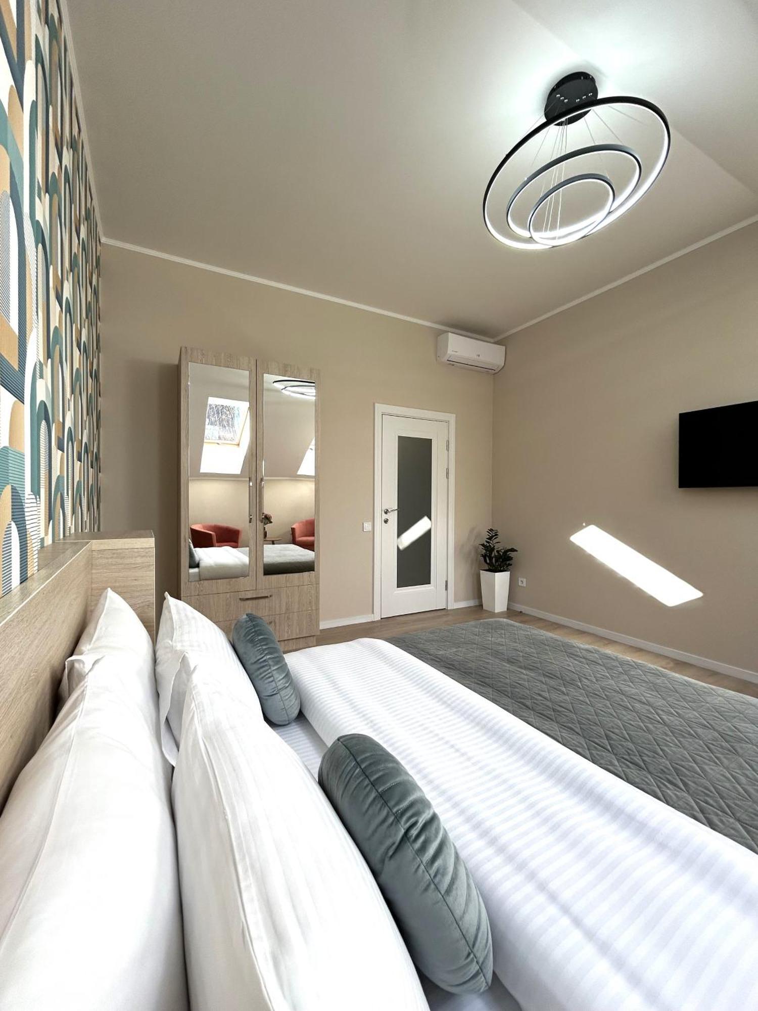 Modern Apartment In The City Center 리비프 외부 사진